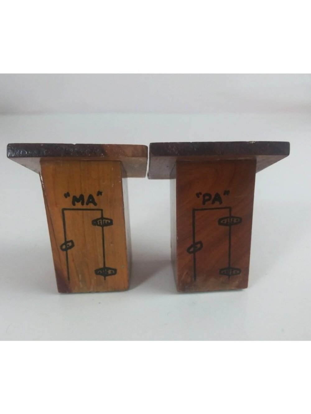 Vintage Ma & Pa Outhouse Denver Colorado Small Wooden Salt & Pepper Shakers